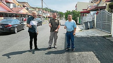 Photo of 住户质疑铺路工程偏心 许金水:洋灰地不宜铺沥青