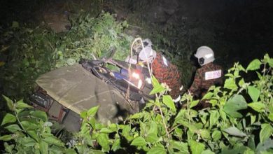 Photo of 轿车坠5米深沟 酿3死1伤