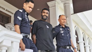 Photo of 被控5项抢劫罪很火大 鸡贩与庭警吵架