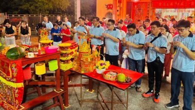 Photo of 静安宫中秋庙会相隔10多年复办 20年大旗队重出江湖