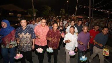 Photo of 森严端宣布开除10州行政议员     马华萧康骏沉寂数天首亮相与民庆中秋