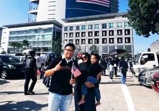 Photo of 【东海岸大道11车连环撞】一家三口罹难 国庆日全家福竟成遗照