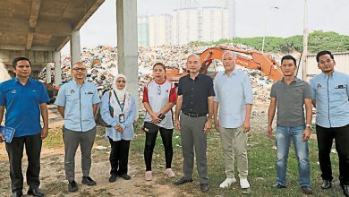 Photo of MRR2垃圾转运站 垃圾山恶臭困扰居民