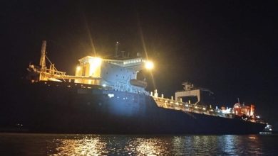 Photo of 非法“船对船” 2船逾2亿元物品被扣