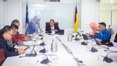 Photo of 10行政议员遭撤职〡森大臣照常办公 发帖祈愿一切顺利