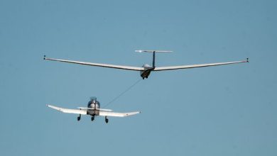 Photo of 美滑翔机空中碰撞坠毁一死!生还飞行员协寻失事机