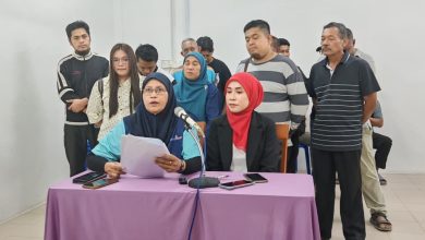 Photo of 玻土团党  亚娄区部集体退党