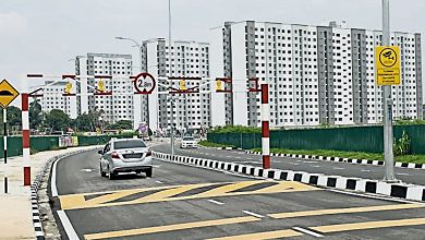 Photo of 罗里硬闯撞毁 珍珠城1限高杆重装了