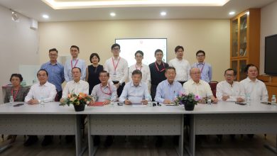 Photo of 韩大首届自主培养 2博士2硕士毕业