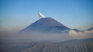 Photo of 印尼多座火山喷发 最高火山灰柱达一公里