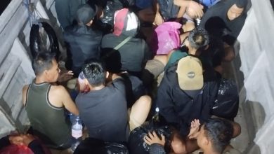 Photo of 波德申海域遭拦截 33人挤快艇偷渡被擒