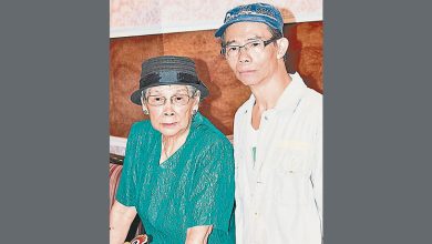 Photo of 梅启明撇争阿梅遗产 元配轰重婚灵堂对质
