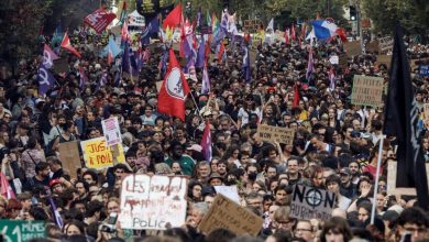 Photo of 允执法人员合法使用武器 法千人游行抗议争议法案