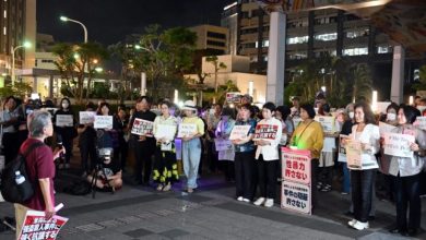 Photo of 美军涉抢杀日本女子 冲绳民众上街抗议