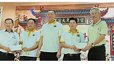 Photo of 设宴慰劳理事善信 大年斗母宫5千捐2单位