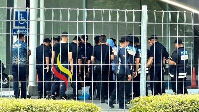 Photo of 16岁男学生涉持刀伤老师 视频社交媒体疯传