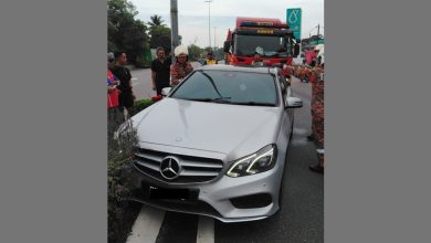 Photo of 马赛地失控撞分界堤 受困车主被救出