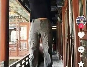 Photo of 悬空寺横樑做引体上升 健身博主遭斥破坏文物