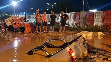 Photo of 亚庇暴雨成灾 数十车辆受困 居民弃车逃生