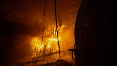 Photo of 巴黎古老红孩儿市场起火全毁 商家叹“醒著做恶梦”