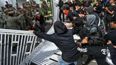 Photo of 普拉博沃执政满2年 印尼多城爆抗议 民众不满毒霾与贪腐
