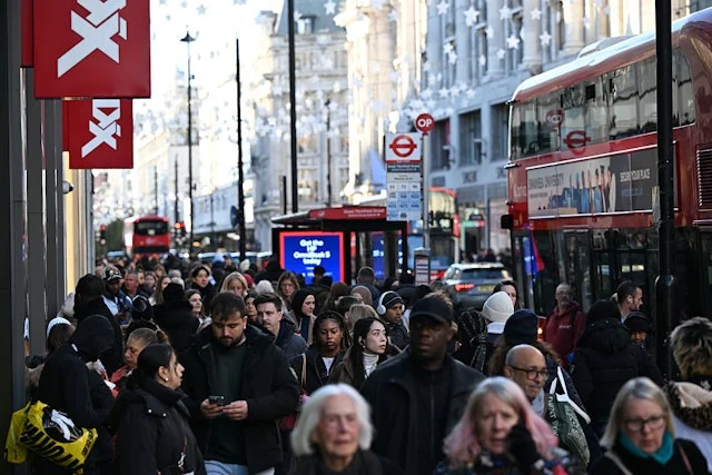 英国实施“尊重令”打击反社会行为 惯犯可被判囚最高两年