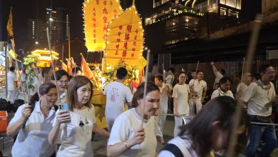 Photo of 30善信穿针送九皇爷 最长针达24尺