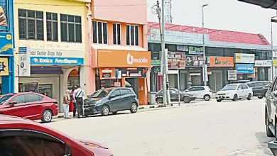 Photo of 车停双黄线 银行客户接罚单