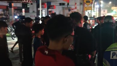 Photo of 车祸现场起冲突 许米雪出面制止